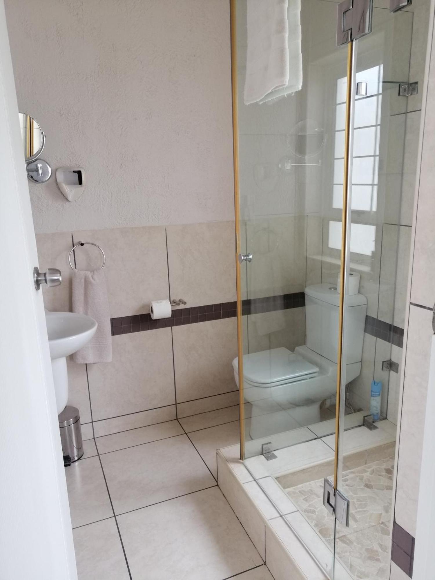 פורט אלפרד A Villa De Mer Guesthouse מראה חיצוני תמונה