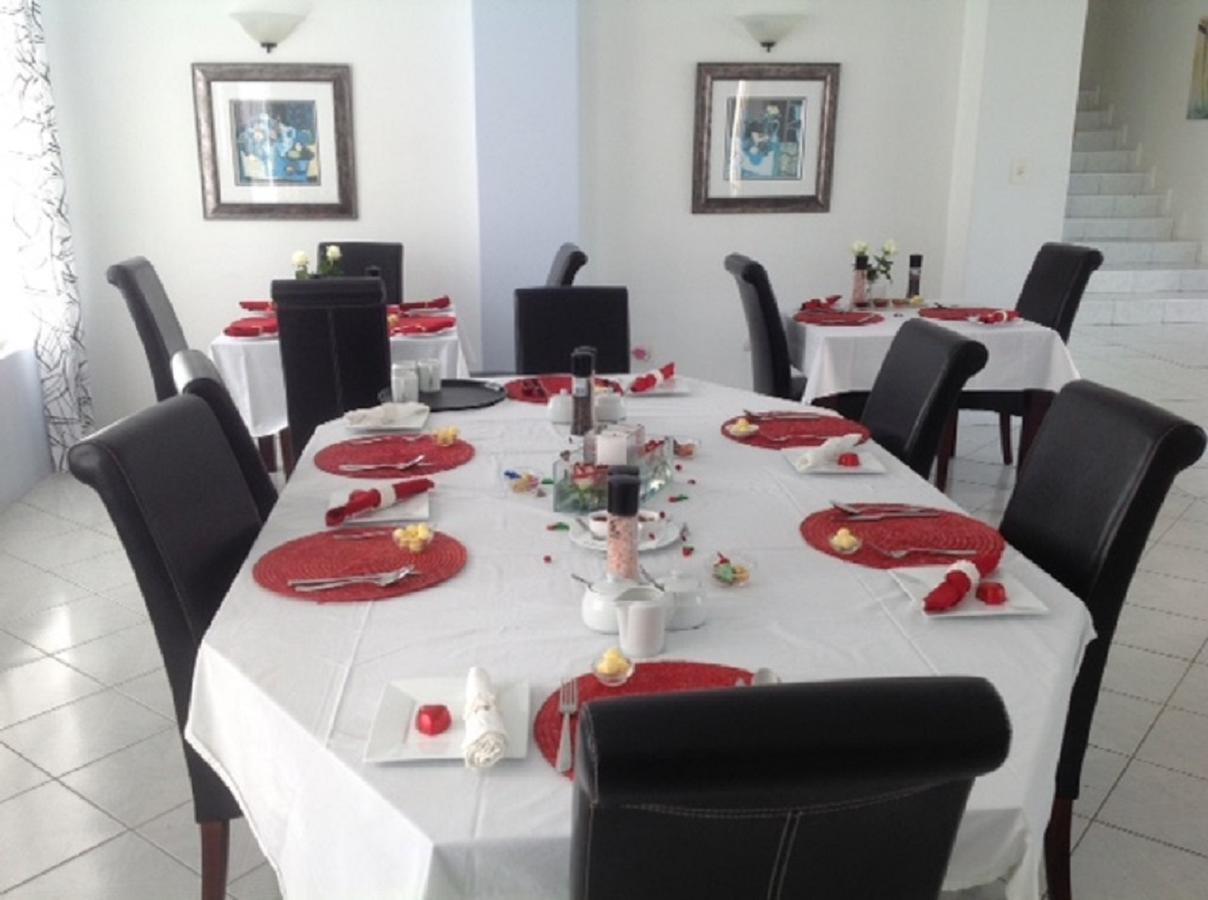 פורט אלפרד A Villa De Mer Guesthouse מראה חיצוני תמונה